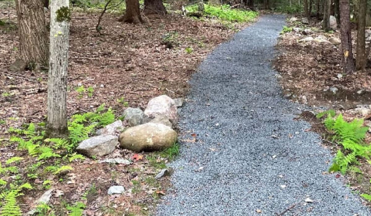 Gravel path