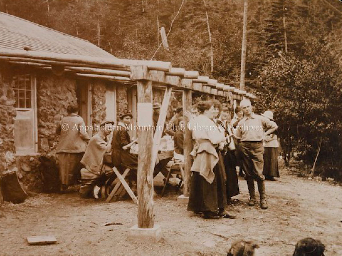 Guests dining outside